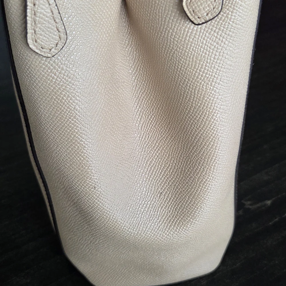 Coach Tan Savannah Carryall Bag - Picture 2 of 13